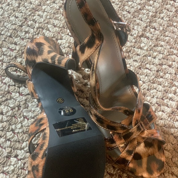 Cheetah Pumps - Picture 2 of 4
